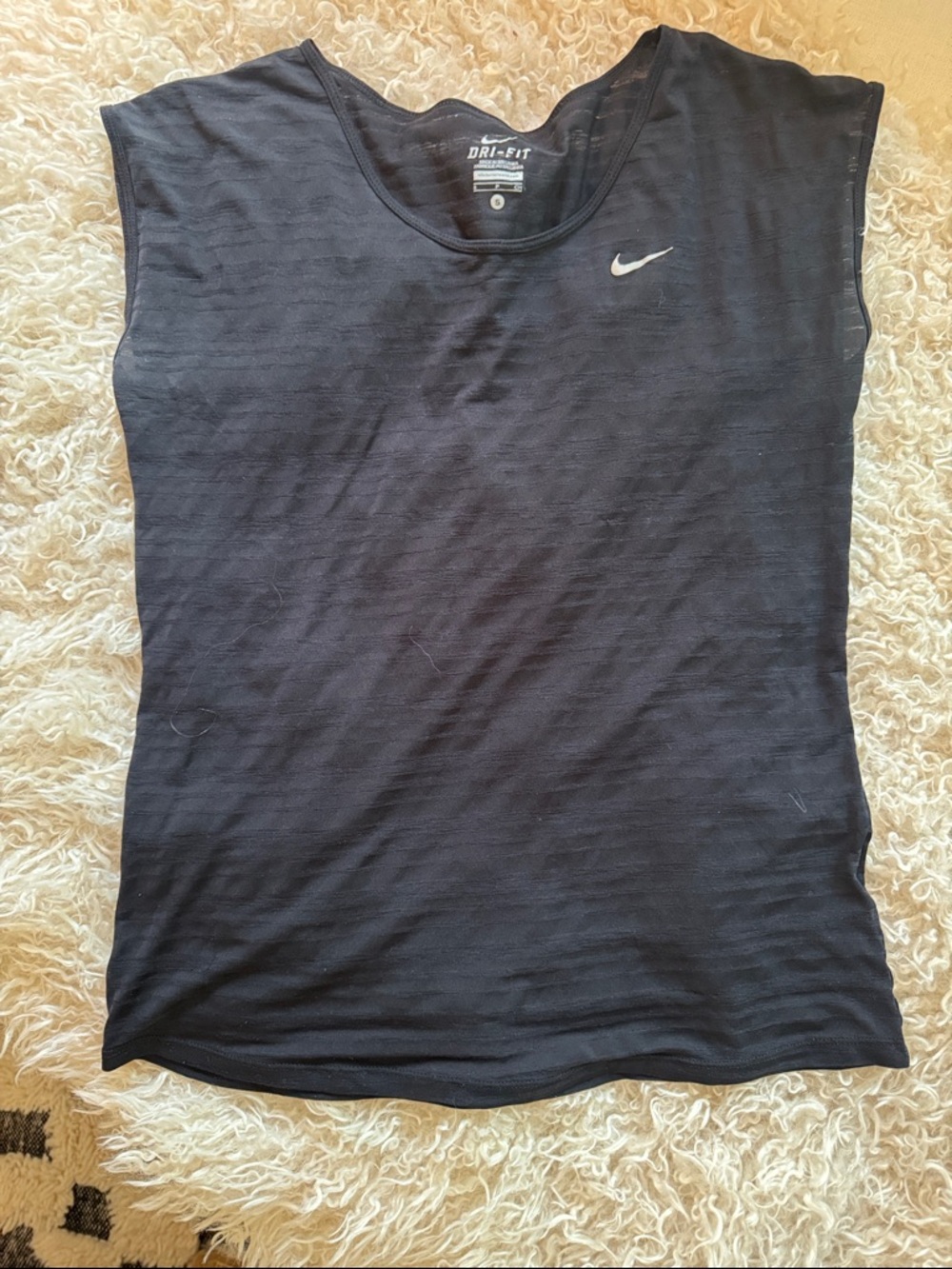 Nike Black Dri-FIT size small sheet Women's shirt sleeve athletic top